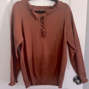 *BTFBM Ruffled Sweater, long sleeve, crew neck
Womens size XL. Rust Orange.